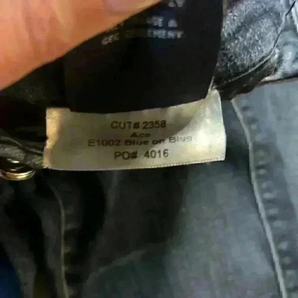 Fidelity Mid Rise  Ultra Slim Blue on Blue Wash 24*30. - Picture 8 of 13